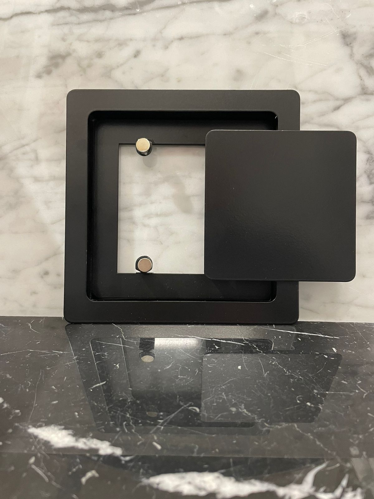 Диффузор квадратный на магнитах для потолков ТДК100 черный