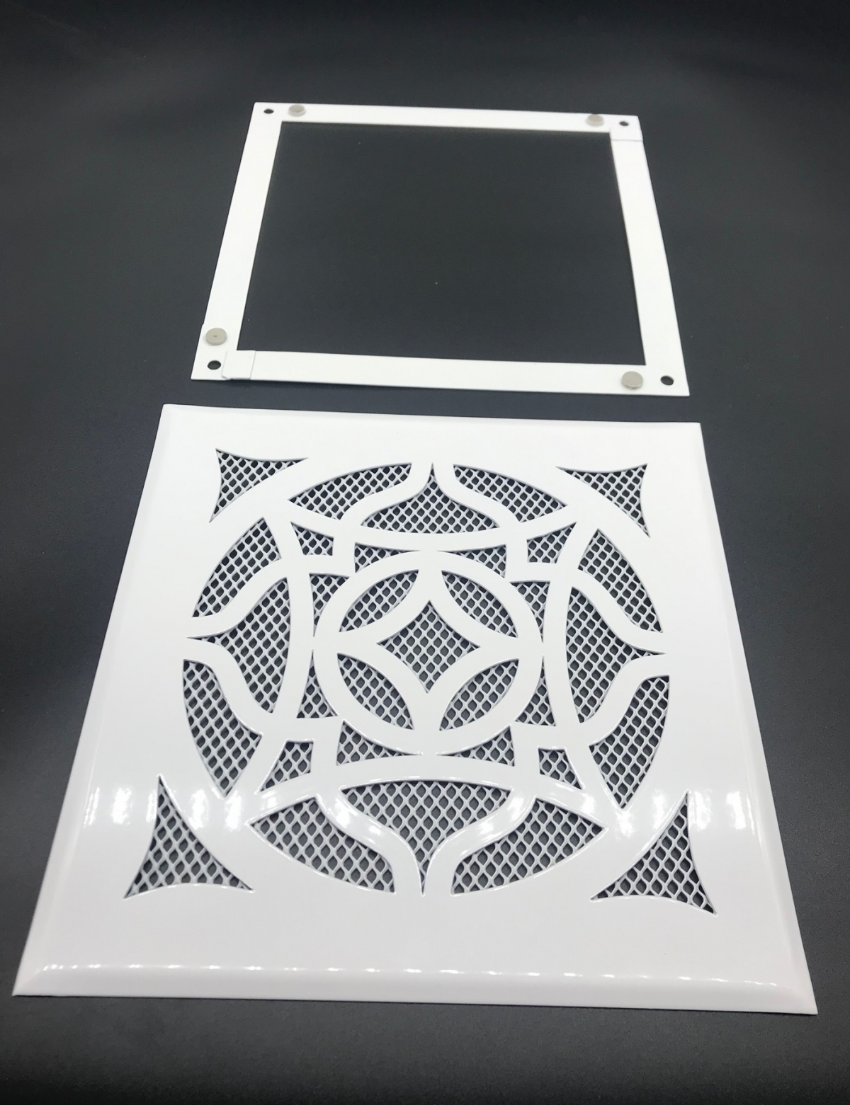 Решетка стальная на магнитах РП Восток-150 сетка, белая